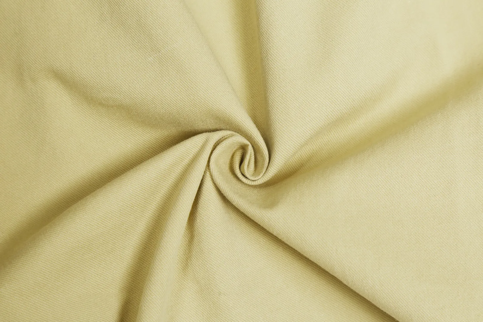 P146 White background picture [popular in summer] Style number: 25051# Color: black/navy blue/khaki/off-white/matte pink Size: S to 100% restoration of workmanship, fake placket design with front waves, double stitched lines covering the independent waistband, 0.6 thread pressure for the whole garment ✅ - RL/women's classic drawstring cotton shorts, super long and wide-leg style, the upper body does not stick to the legs, breathable and cool, drawstring elastic waist, easy to wear and match, all shirts and short-sleeved suits are good-looking. If you like the lazy style, you must buy the refreshing commuting OOTD, practical and full, a must-have item for the summer wardrobe, clean and refreshing